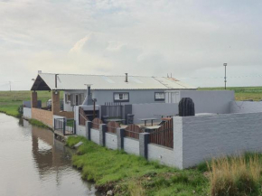 Die Damhuis by Heybert